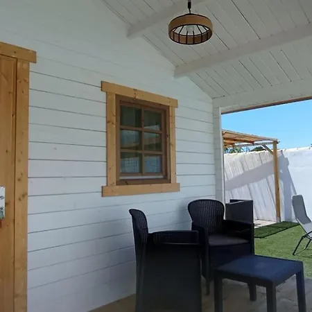 Casa De Madera Muy Acogedora En Zona Tranquila 別荘
